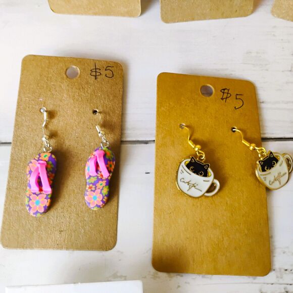 NEW 12 Novelty Earrings Lot Skulls, Toast, Duckies, Trolls, Tea Funky 3D FUN - Picture 3 of 8